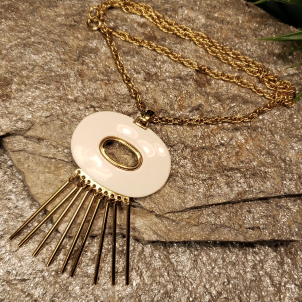 Vtg Kenneth Lane Kjl Lucite Gold Tassle Necklace - image 1